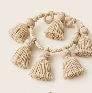 Oatmeal Tassel Garland — illustrative design reference